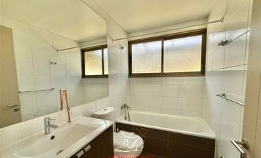 Casa en Arriendo en Condominio Cumbres del Peñon