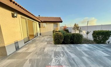 Casa en Arriendo en Condominio Cumbres del Peñon