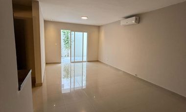 Casa en  renta colonia bosques del contry