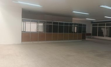 Bodega en Renta con Oficinas Zona Centro Puebla.