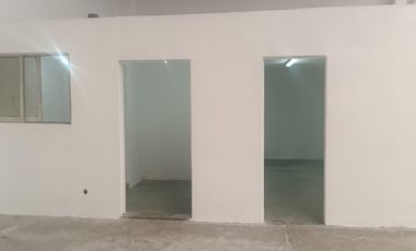 Bodega en Renta con Oficinas Zona Centro Puebla.