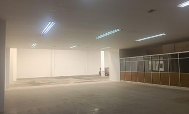 Bodega en Renta con Oficinas Zona Centro Puebla.