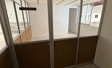 Bodega en Renta con Oficinas Zona Centro Puebla.
