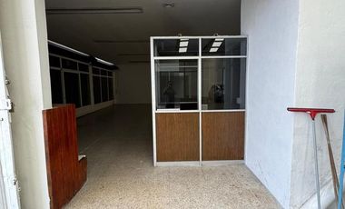 Bodega en Renta con Oficinas Zona Centro Puebla.