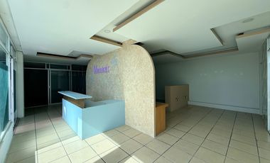 Local Comercial en renta en zona Angelopolis