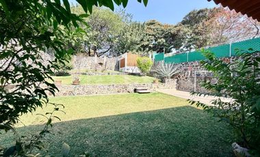 Casa en venta en Tulipanes, Lomas de Cocoyoc, Morelos