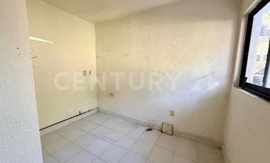 Casa en venta en Tulipanes, Lomas de Cocoyoc, Morelos