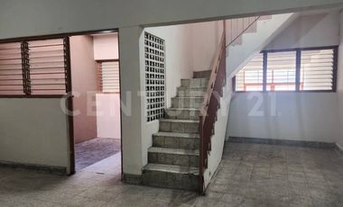 CASA PARA BODEGA EN RENTA EN EL CENTRO DE COLIMA
