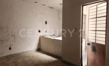 CASA PARA BODEGA EN RENTA EN EL CENTRO DE COLIMA