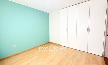 AMPLIO DUPLEX 256M2, 04 DORMITORIOS,BIEN DISTRIBUIDO,VISTA EXTERIOR, VALLE HERMOSO, SURCO