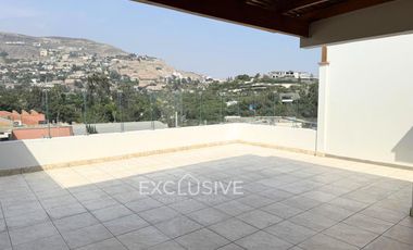 AMPLIO DUPLEX 256M2, 04 DORMITORIOS,BIEN DISTRIBUIDO,VISTA EXTERIOR, VALLE HERMOSO, SURCO