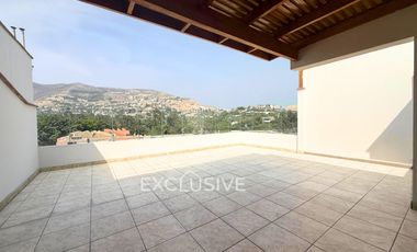 AMPLIO DUPLEX 256M2, 04 DORMITORIOS,BIEN DISTRIBUIDO,VISTA EXTERIOR, VALLE HERMOSO, SURCO