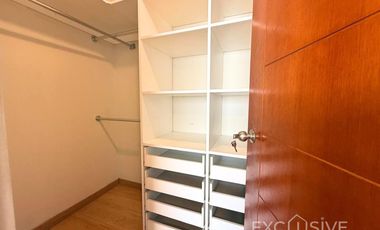 AMPLIO DUPLEX 256M2, 04 DORMITORIOS,BIEN DISTRIBUIDO,VISTA EXTERIOR, VALLE HERMOSO, SURCO