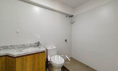 Departamento de estreno en alquiler con balcón