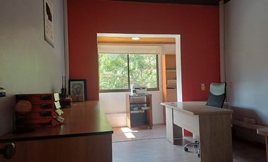 Casa Oficina con Bodega incluida. Ñuñoa !
