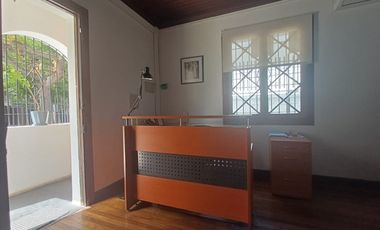 Casa Oficina con Bodega incluida. Ñuñoa !