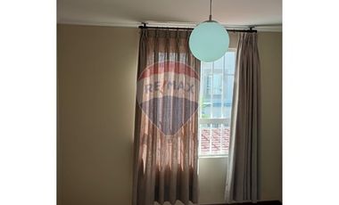 Espaciosa casa, Linderos, Alto Sacramento