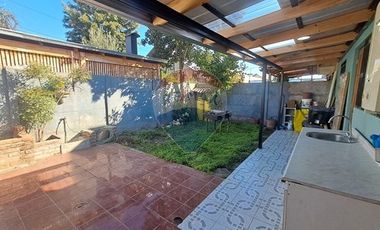 Casa en en Villa Palestina, Curico, El Maule