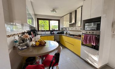 Casa 3D/3B en Santa Elena | Chicureo