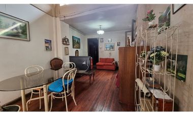 Amplia casa en venta ideal para remodelar