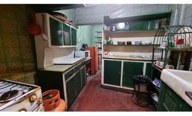 Amplia casa en venta ideal para remodelar