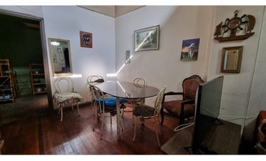 Amplia casa en venta ideal para remodelar