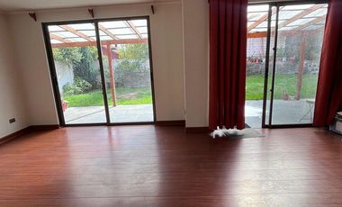Venta de Casa / Ciudad de los Valles / Condominio Alto Mirador