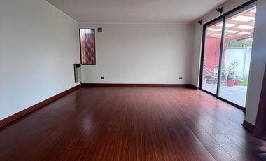 Venta de Casa / Ciudad de los Valles / Condominio Alto Mirador