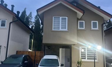 CASA EN VENTA COND. LAGO LLEU LLEU, SECTOR SAN GUILLERMO
