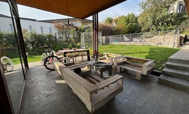 CASA 1 PISO 4 DORM + SERVICIO + PISCINA LA RESERVA