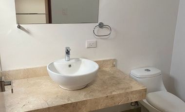 | Hermosa casa residencial, en renta. |