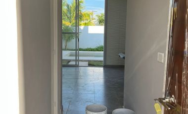 | Bonita casa, en venta y renta. |