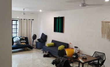 | Amplia casa en renta en zona centro |