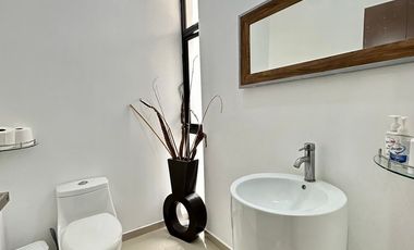 | Townhouse amueblado y equipado en renta en Altabrisa |