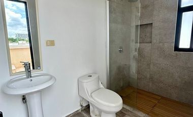 | Townhouse amueblado y equipado en renta en Altabrisa |