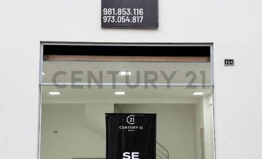 Local comercial cuenta con sótano y mezzanine