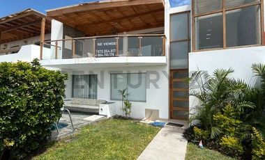OPORTUNIDAD – Casa de playa con piscina en Las Lagunas