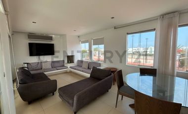 OPORTUNIDAD – Casa de playa con piscina en Las Lagunas