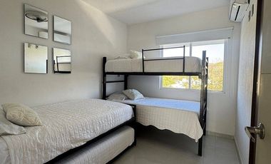 HERMOSO PENTHOUSE EN LAS CEIBAS MANZANILLO