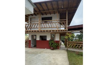 SE VENDE ESPECTACULAR FINCA HOTEL CERCA A FILANDIA