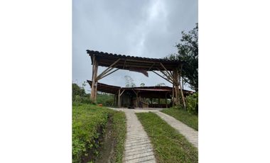 SE VENDE ESPECTACULAR FINCA HOTEL CERCA A FILANDIA