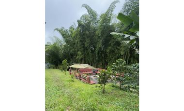 SE VENDE ESPECTACULAR FINCA HOTEL CERCA A FILANDIA