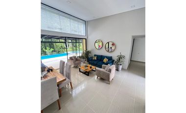 SE VENDE ESPECTACULAR CASA CAMPESTRE VIA LA PAILA CERCA A TEBAIDA