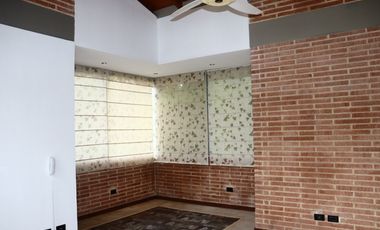 ESPECTACULAR CASA CAMPESTRE EN VENTA VIA TEBAIDA