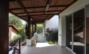 ESPECTACULAR CASA CAMPESTRE EN VENTA VIA TEBAIDA