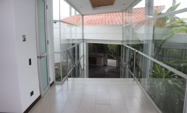 ESPECTACULAR CASA CAMPESTRE EN VENTA VIA TEBAIDA