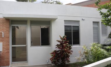 ESPECTACULAR CASA CAMPESTRE EN VENTA VIA TEBAIDA