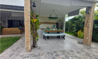 ESPECTACULAR CASA CAMPESTRE EN VENTA A 5 MN DEL CLUB CAMPESTRE