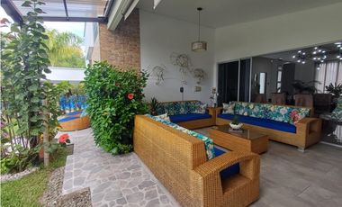 ESPECTACULAR CASA CAMPESTRE EN VENTA A 5 MN DEL CLUB CAMPESTRE