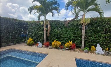 ESPECTACULAR CASA CAMPESTRE EN VENTA A 5 MN DEL CLUB CAMPESTRE